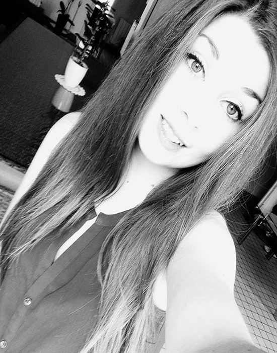 Angélique (20 ans, Chateauroux)